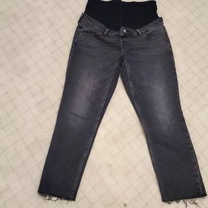 Black maternity boyfriend jeans size 26